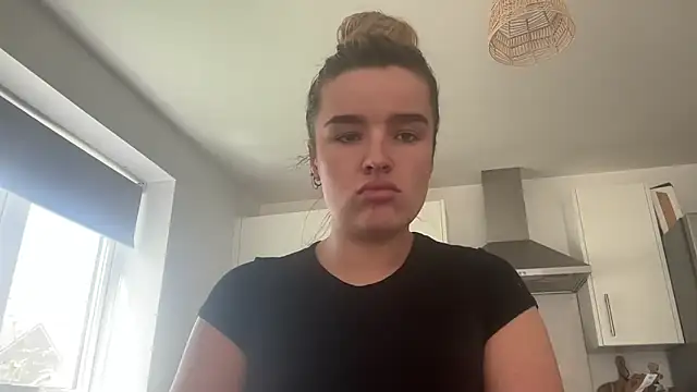 maisiesmithx online show from June 2026 09:56:02 AM