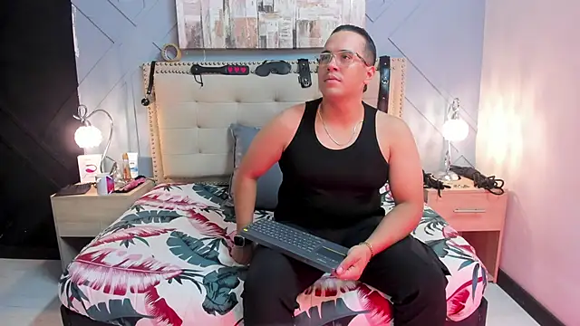 Vale n Matt online show from December 2024 03:10:02 AM