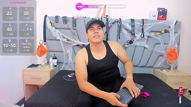 Vale n Matt online show from October 2025 03:40:02 AM