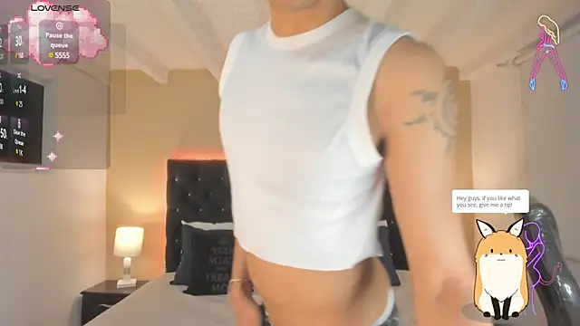 Snapshot of Dark_hairy_ chatting on March 2025 03:24:01 AM Dark hairy online show from March 2025 03:24:01 AM