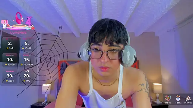 Snapshot of Dark_hairy_ chatting on October 2025 04:46:02 AM Dark hairy online show from October 2025 04:46:02 AM