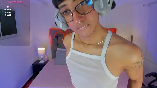 Dark hairy  online show from October 2025 04:24:02 AM