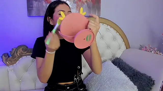 Antonella Fontanna online show from December 2024 04:44:02 AM
