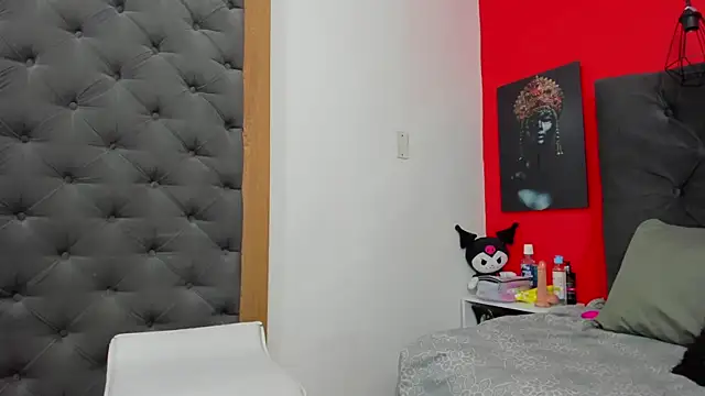 YayaHilton online show from February 2025 04:14:01 AM