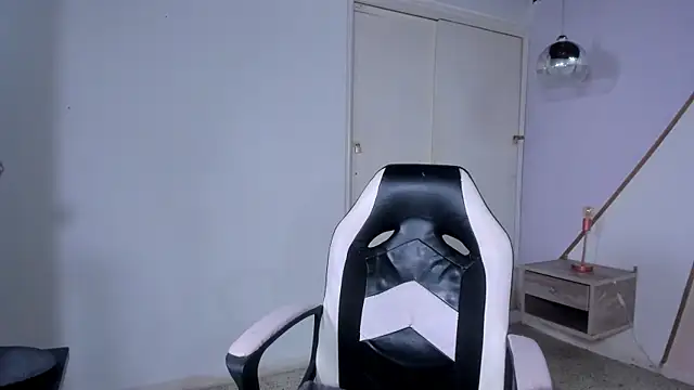 coraltaylor online show from March 2025 12:45:01 AM