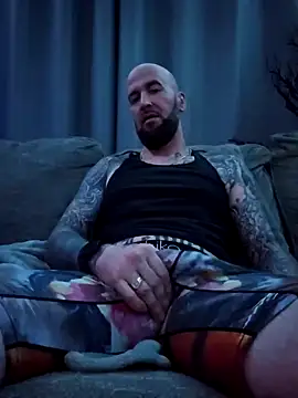 Beardedtattood online show from January 2025 03:05:02 AM