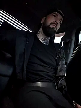 Beardedtattood online show from October 2025 11:33:02 AM