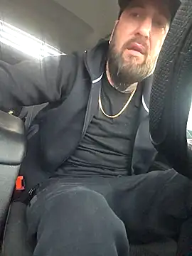 Snapshot of Beardedtattood chatting on March 2026 12:55:01 PM Beardedtattood online show from March 2026 12:55:01 PM