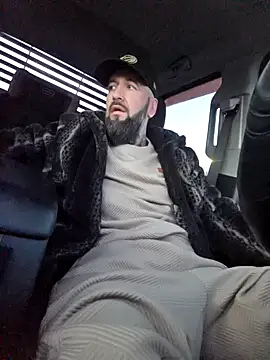 Snapshot of Beardedtattood chatting on April 2026 10:49:02 AM Beardedtattood online show from April 2026 10:49:02 AM