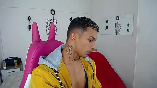 Leonard Price online show from November 2025 01:55:02 AM