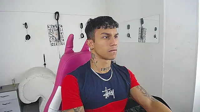 Leonard Price online show from February 2026 02:35:01 PM