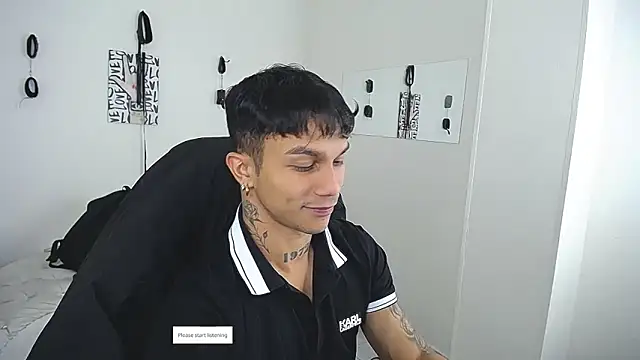 Snapshot of Leonard_Price chatting on March 2026 03:09:02 AM Leonard Price online show from March 2026 03:09:02 AM