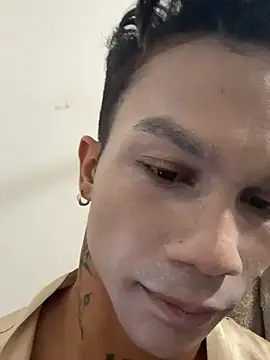 Snapshot of Leonard_Price chatting on March 2026 02:05:02 AM Leonard Price online show from March 2026 02:05:02 AM