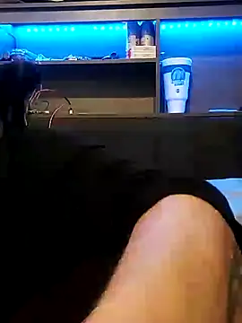 Snapshot of esadmisfit1 chatting on March 2025 10:57:01 AM esadmisfit1 online show from March 2025 10:57:01 AM