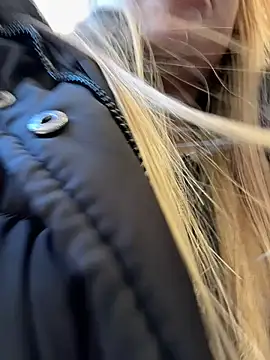 mur girl online show from February 2025 01:01:01 PM