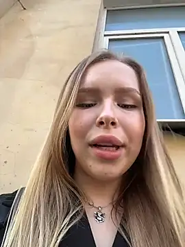 Snapshot of mur_girl chatting on March 2026 12:32:01 PM mur girl online show from March 2026 12:32:01 PM