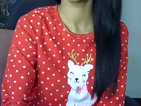 Snapshot of MAAYRA_09 chatting on January 2025 05:10:02 PM MAAYRA 09 online show from January 2025 05:10:02 PM