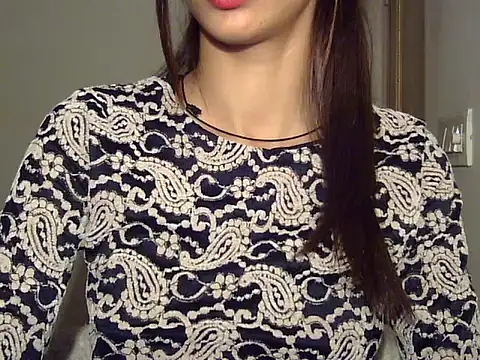 Snapshot of MAAYRA_09 chatting on December 2025 12:10:02 PM MAAYRA 09 online show from December 2025 12:10:02 PM