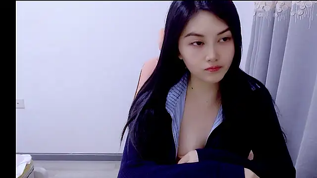 Little-sweet online show from November 2025 12:49:02 PM