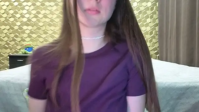 Snapshot of emonyashka_ chatting on April 2026 04:52:02 PM emonyashka online show from April 2026 04:52:02 PM