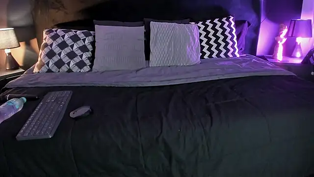 Aylen darkmoor online show from February 2025 07:44:01 PM