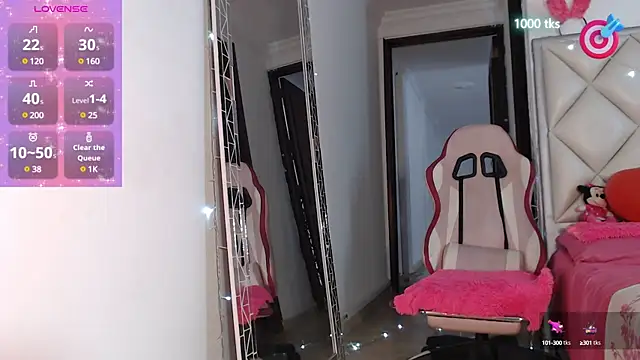 Snapshot of DannaDooll99 chatting on February 2025 11:54:01 AM DannaDooll99 online show from February 2025 11:54:01 AM