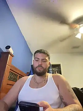 Snapshot of MasterKvn chatting on December 2024 07:28:01 AM MasterKvn online show from December 2024 07:28:01 AM