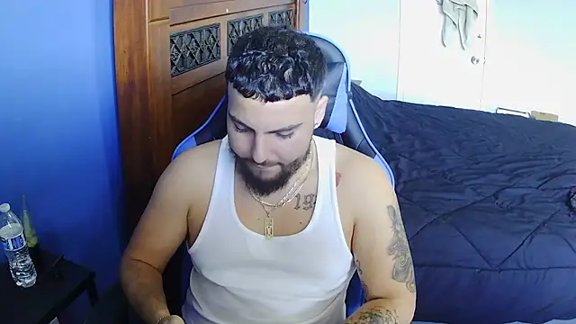 Snapshot of MasterKvn chatting on February 2025 05:36:01 PM MasterKvn online show from February 2025 05:36:01 PM