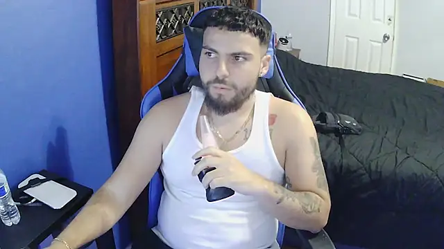 Snapshot of MasterKvn chatting on March 2025 06:01:01 AM MasterKvn online show from March 2025 06:01:01 AM