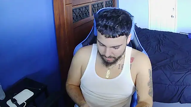 Snapshot of MasterKvn chatting on March 2025 05:46:01 PM MasterKvn online show from March 2025 05:46:01 PM