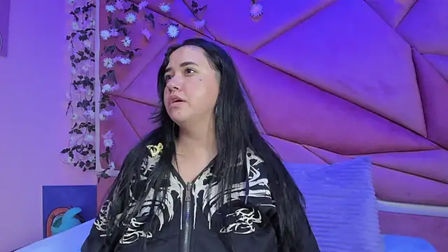 Victoria Rossy online show from November 2025 08:34:02 PM