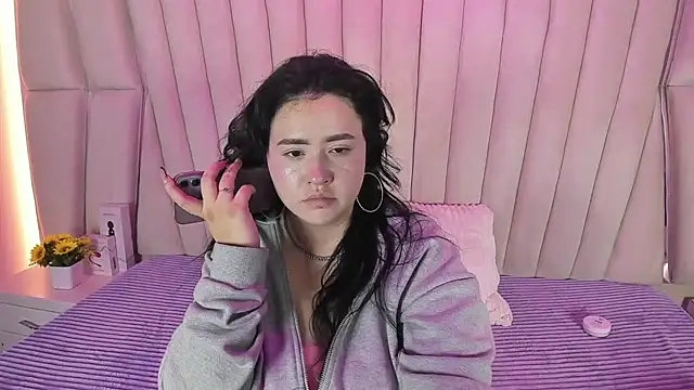 Victoria Rossy online show from July 2026 10:47:02 PM