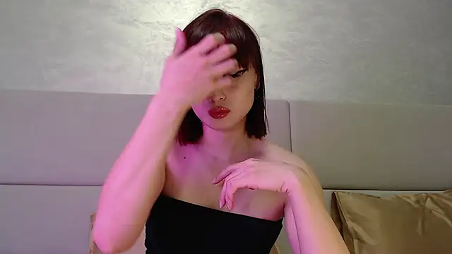 Snapshot of MiaRie chatting on November 2025 05:18:01 PM MiaRie online show from November 2025 05:18:01 PM