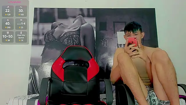 Snapshot of migueyalejo_teens chatting on December 2024 11:10:02 PM migueyalejo teens online show from December 2024 11:10:02 PM