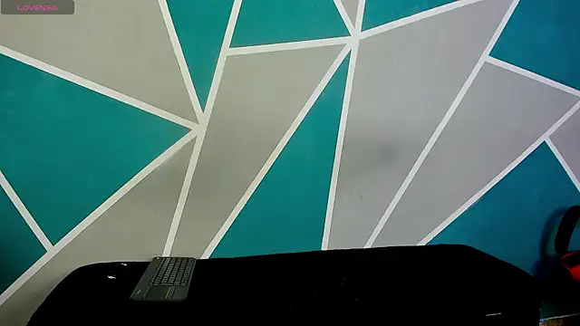 Snapshot of migueyalejo_teens chatting on October 2025 05:27:02 AM migueyalejo teens online show from October 2025 05:27:02 AM