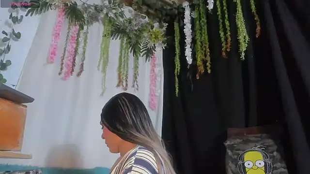 Snapshot of vane63 chatting on October 2025 09:31:02 PM vane63 online show from October 2025 09:31:02 PM