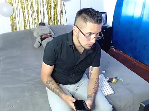 Jeiison duf online show from December 2025 07:31:01 PM