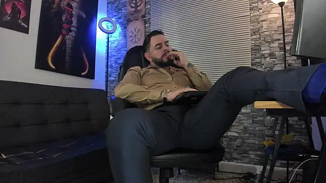 Snapshot of Ethan_Castellano chatting on April 2026 09:32:01 PM Ethan Castellano online show from April 2026 09:32:01 PM