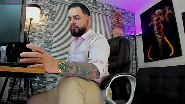 Ethan Castellano online show from July 2026 08:55:02 PM