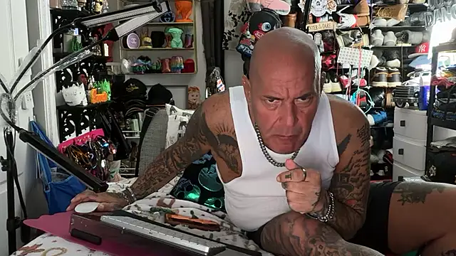 Snapshot of joeytatts66 chatting on June 2026 02:34:01 AM joeytatts66 online show from June 2026 02:34:01 AM