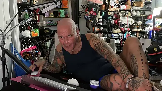 Snapshot of joeytatts66 chatting on July 2026 01:49:01 AM joeytatts66 online show from July 2026 01:49:01 AM