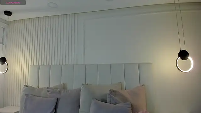 natali henao online show from November 2025 10:10:01 PM