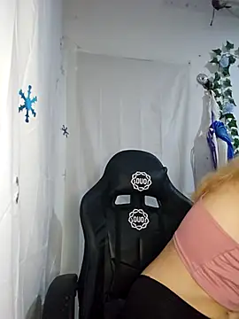 Snapshot of sadnessgyall chatting on March 2025 06:16:02 AM sadnessgyall online show from March 2025 06:16:02 AM