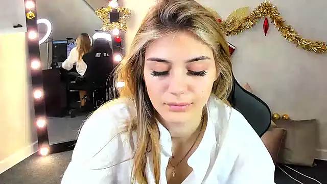 Cherry Price online show from January 2025 03:40:02 AM