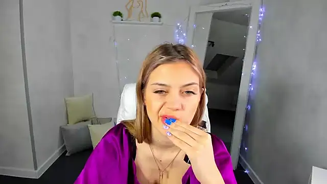 Cherry Price online show from February 2025 12:16:01 AM