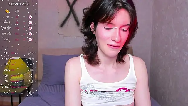 Snapshot of Kolette_Gray chatting on November 2025 03:49:01 PM Kolette Gray online show from November 2025 03:49:01 PM