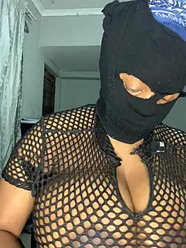 blackshortzbarbie online show from February 2025 08:44:01 PM