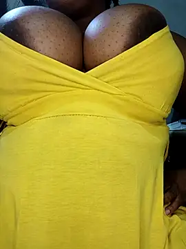 Snapshot of PervertPreggy chatting on November 2025 07:08:02 AM PervertPreggy online show from November 2025 07:08:02 AM