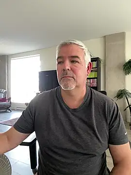 Snapshot of aarosteev2 chatting on March 2025 03:04:02 PM aarosteev2 online show from March 2025 03:04:02 PM