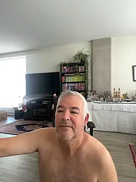 aarosteev2 online show from December 2025 02:47:01 PM